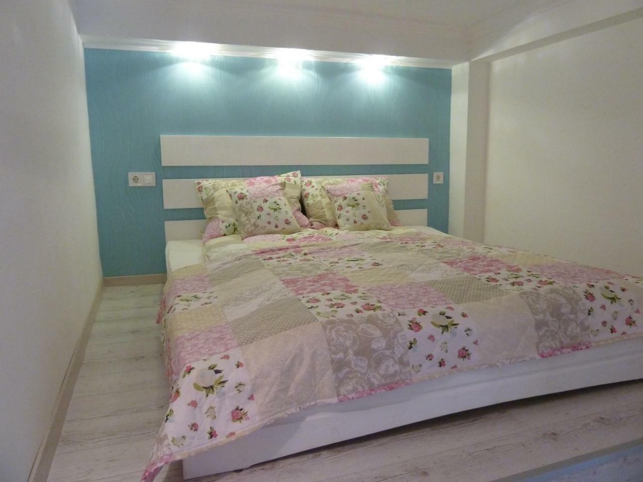 Kossuth Apartmanok Дебрецен Екстериор снимка