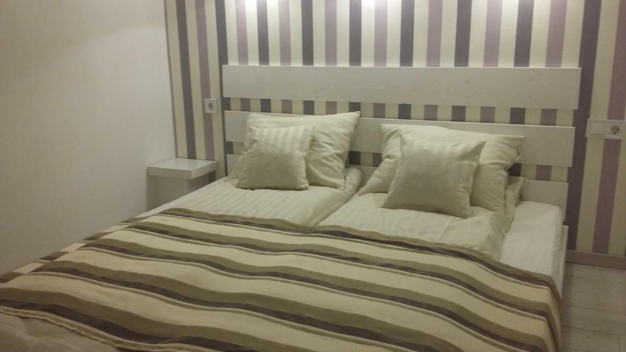 Kossuth Apartmanok Дебрецен Екстериор снимка